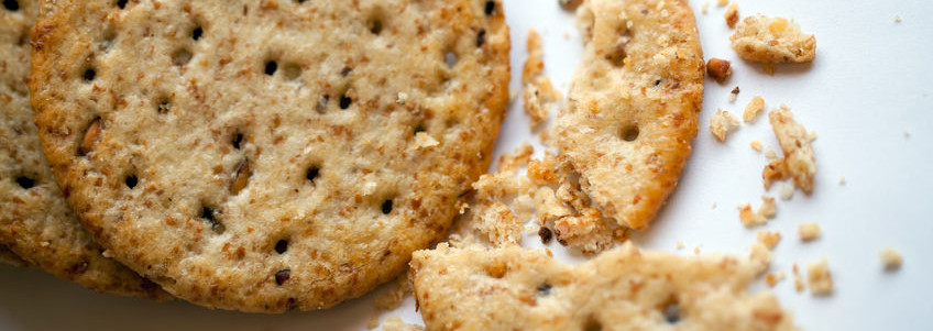 Crackers, or savory biscuits, are a savory and crunchy product made by layering sheets of strong dough and baking until the texture is crunchy.