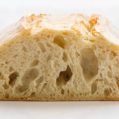 Bread volume measurement can be carried out objectively using specialized instruments or using traditional rapeseed displacement method.