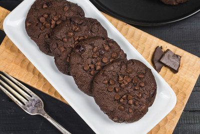 Who say's chocolate cannot be healthy? In this recipe, the chocolate masks the look of the whole wheat flour, making it a wholesome, whole grain treat. The white chocolate contrasts the dark chocolate cookie, making it appealing to even the most discerning palates! Ingredients