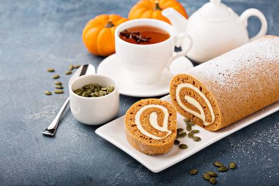 You asked for it. We baked it. The BAKERpedia team approves this traditional pumpkin roll recipe. Creamy and moist, this dessert piece will sweetly wrap up your dinner.