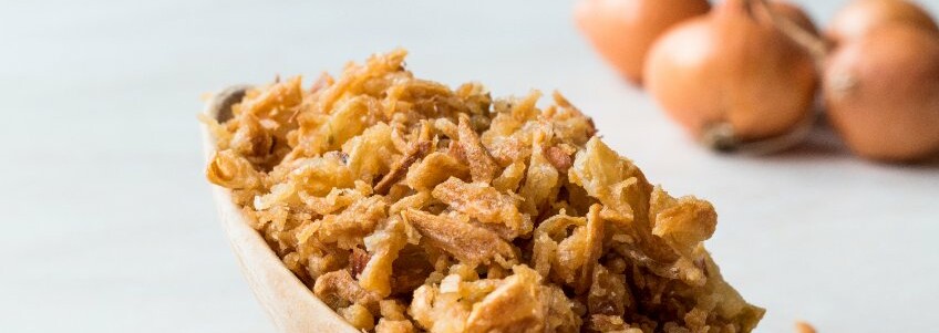Add a world of flavor with crispy onions at IBIE 2022 baking expo.